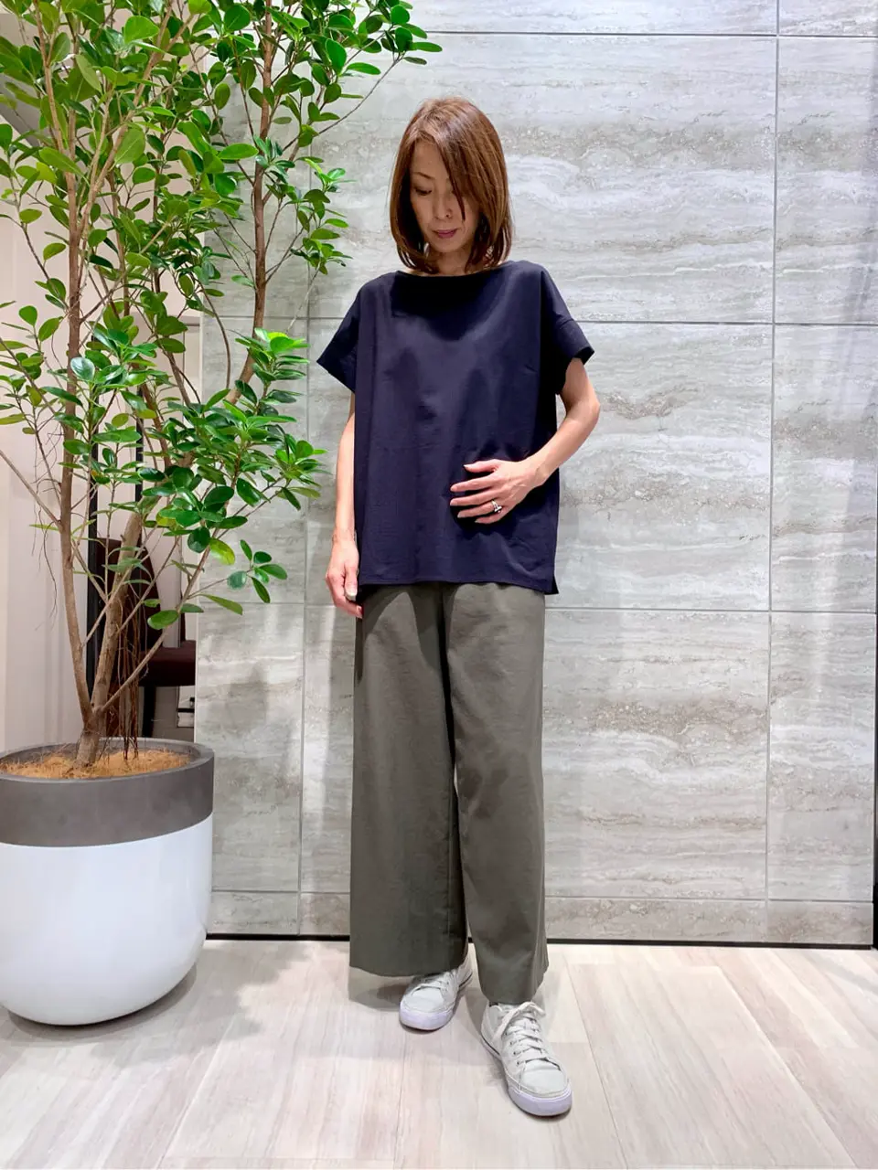 自由区 Ishii コーディネート画像