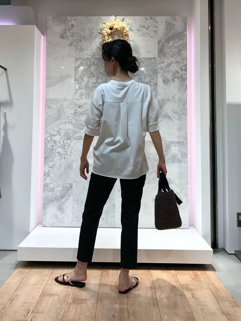 自由区 中尾 コーディネート画像