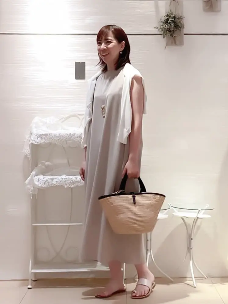  丸尾 コーディネート画像