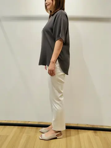 自由区 eri コーディネート画像