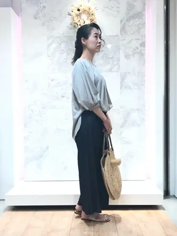 自由区 中尾 コーディネート画像