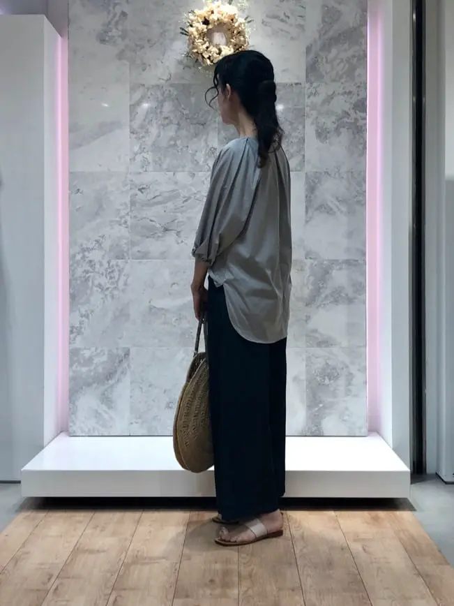 自由区 中尾 コーディネート画像