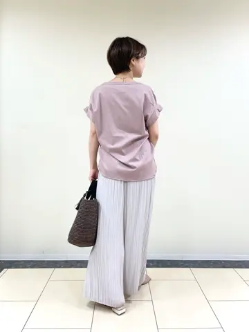 自由区 佐藤 コーディネート画像