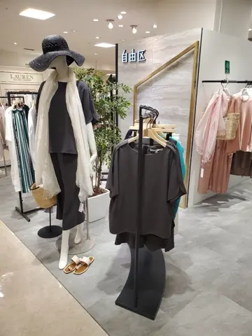 自由区 竹増 コーディネート画像