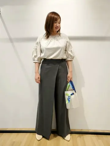 自由区 eri コーディネート画像