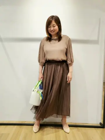 自由区 eri コーディネート画像