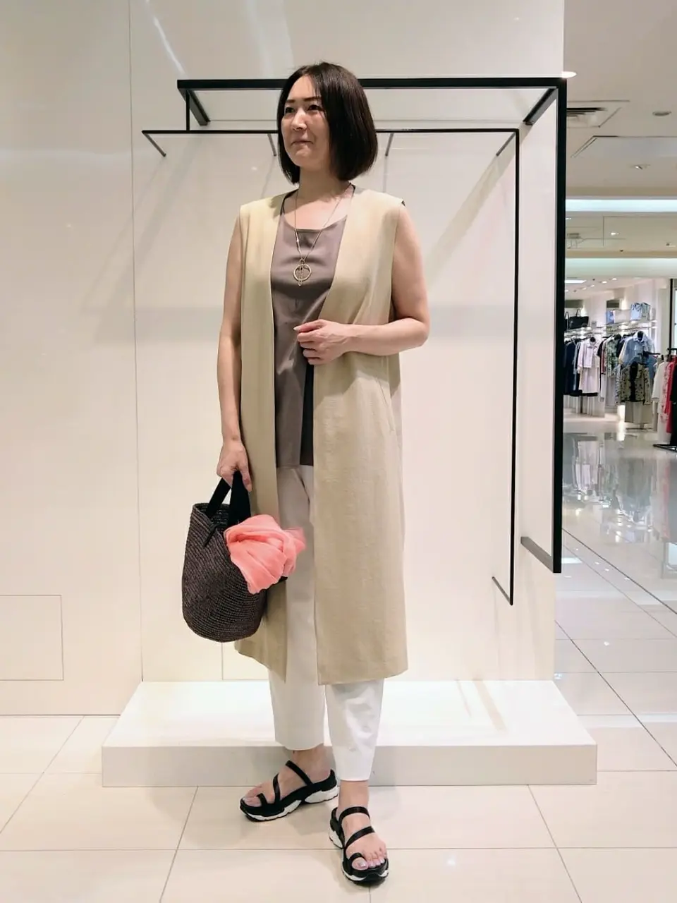 自由区 奥山 コーディネート画像