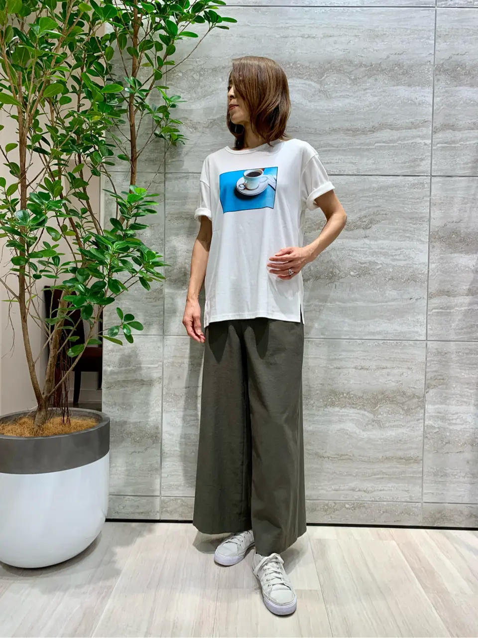 自由区 Ishii コーディネート画像