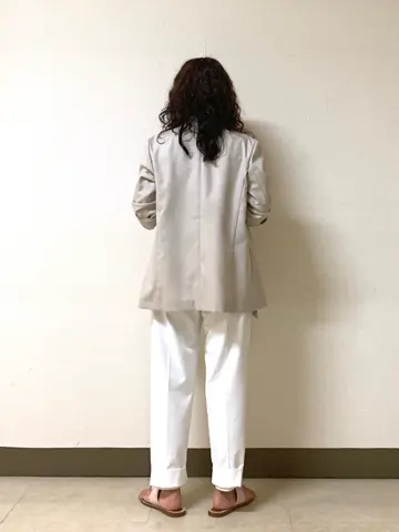 自由区 坂本 コーディネート画像