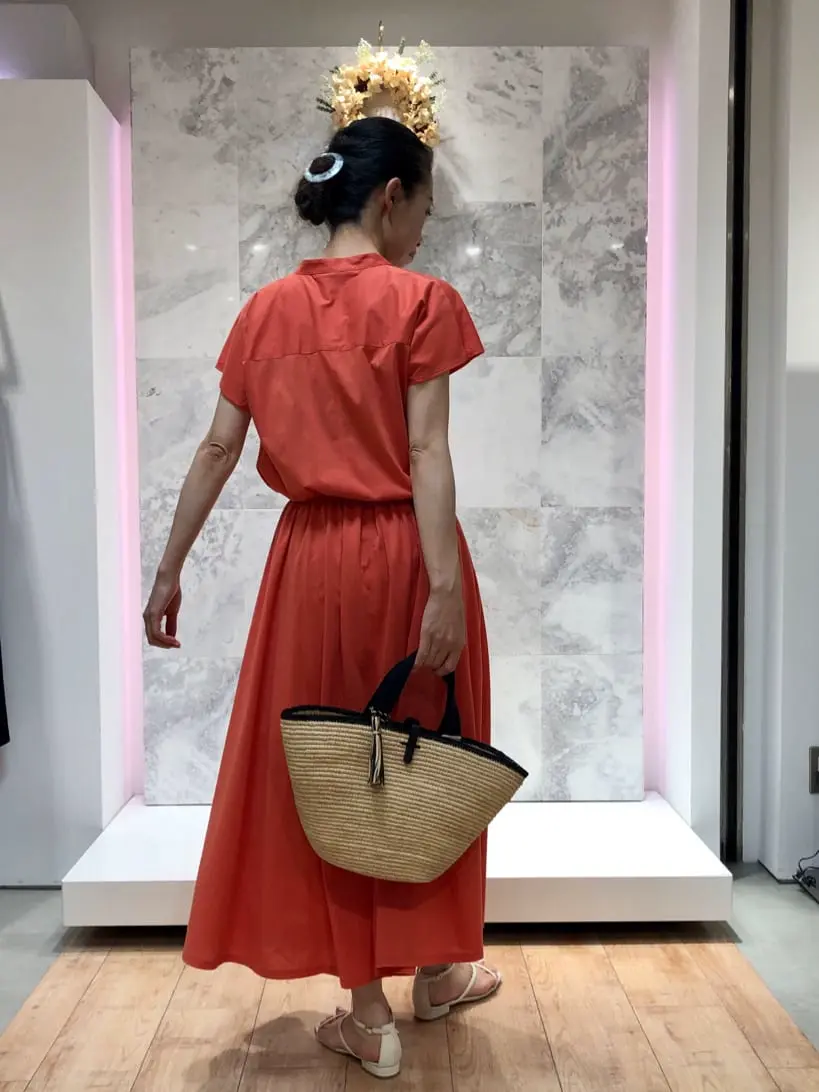 自由区 中尾 コーディネート画像