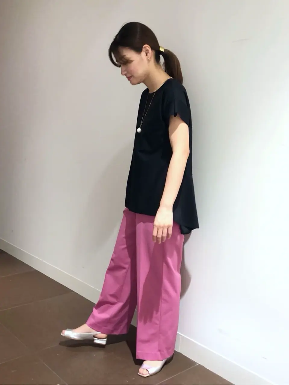 自由区 古宮 コーディネート画像