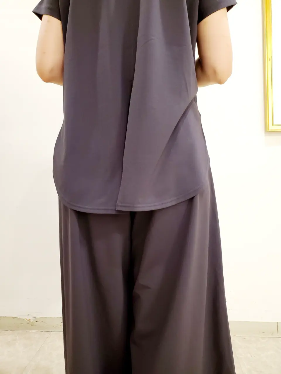 自由区 竹増 コーディネート画像