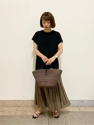 自由区 佐藤 コーディネート画像