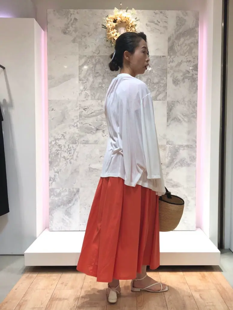 自由区 中尾 コーディネート画像