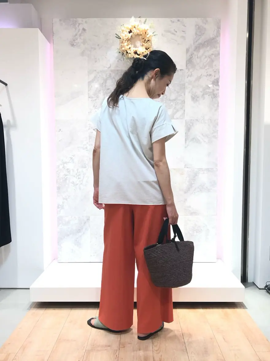 自由区 中尾 コーディネート画像