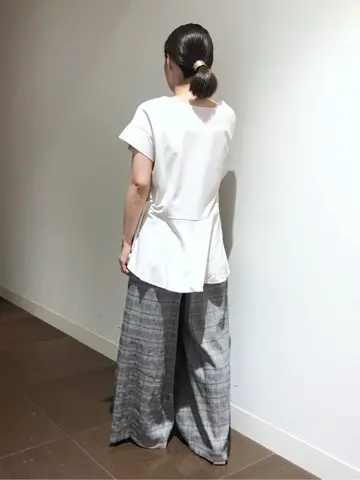 自由区 古宮 コーディネート画像