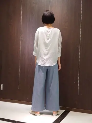 自由区 井上 コーディネート画像