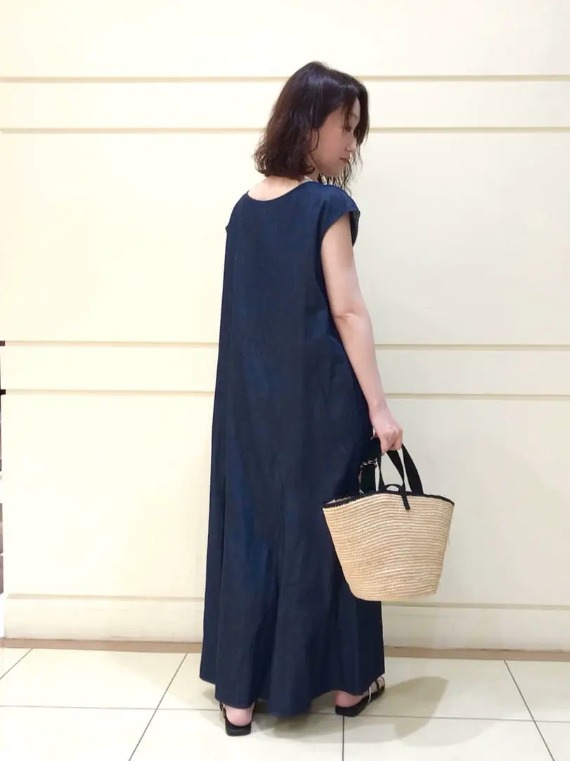 自由区 加藤 コーディネート画像