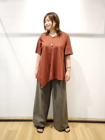 自由区 eri コーディネート画像