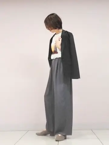 自由区 浅野 コーディネート画像