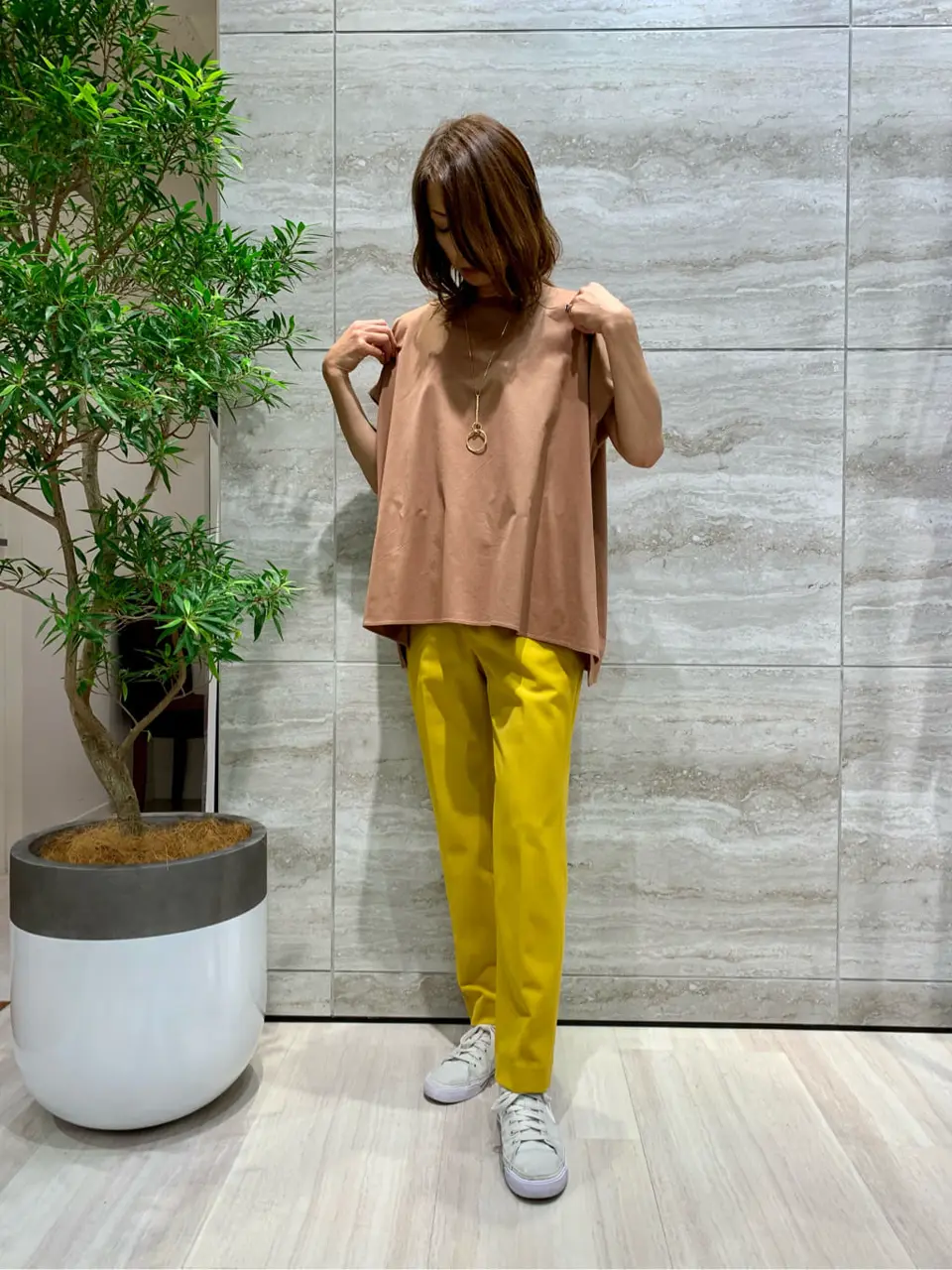 自由区 Ishii コーディネート画像