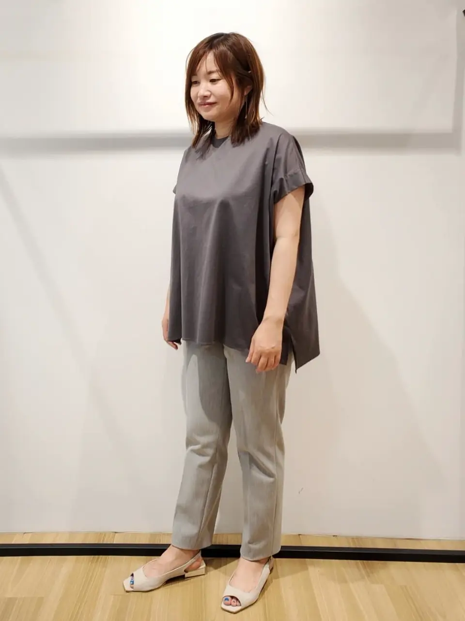 自由区 eri コーディネート画像