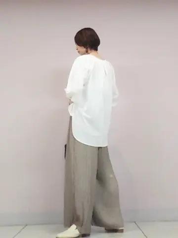 自由区 浅野 コーディネート画像