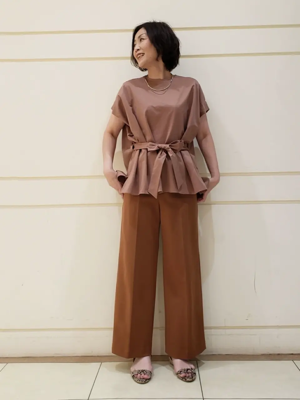 自由区 maruri コーディネート画像