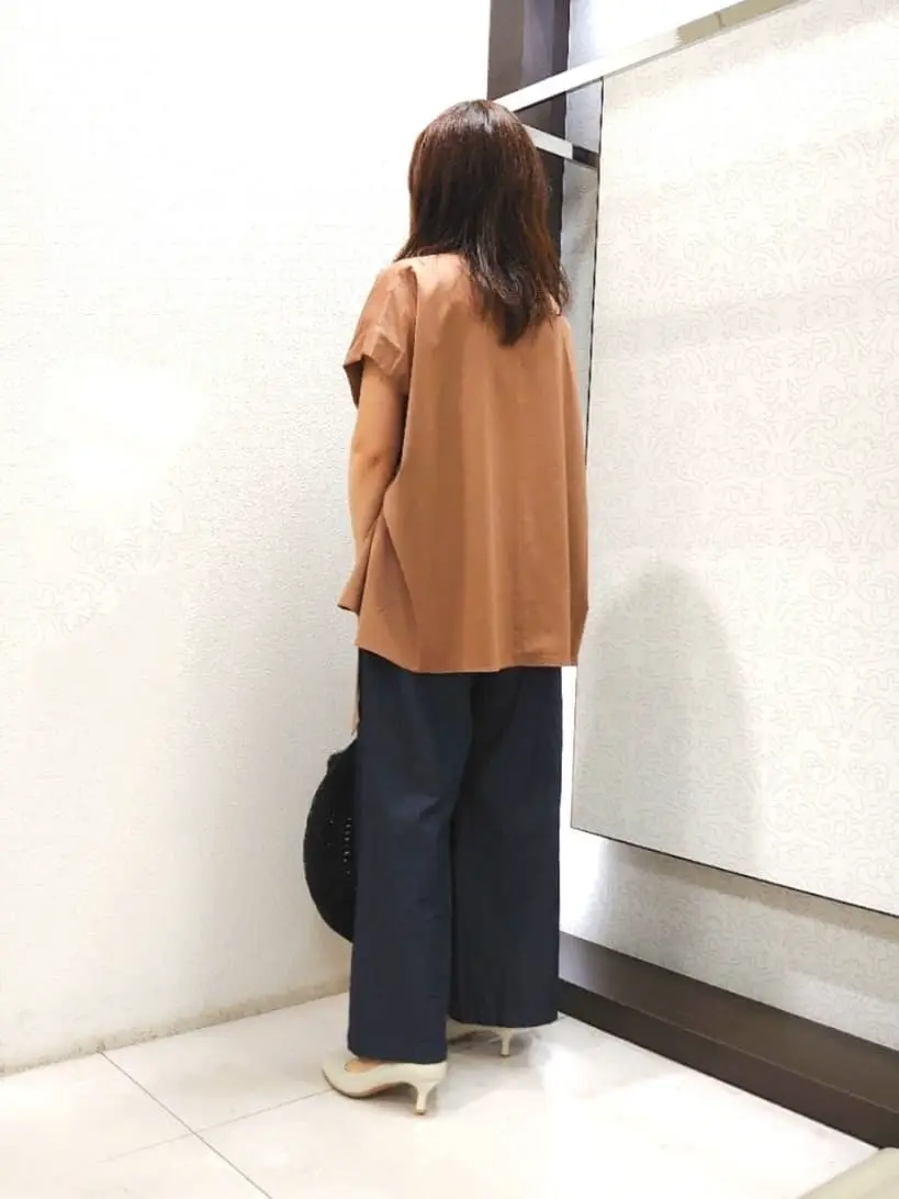 自由区 丸山 コーディネート画像