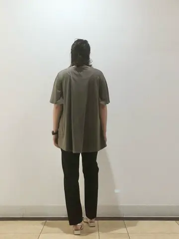 自由区 藤﨑 コーディネート画像