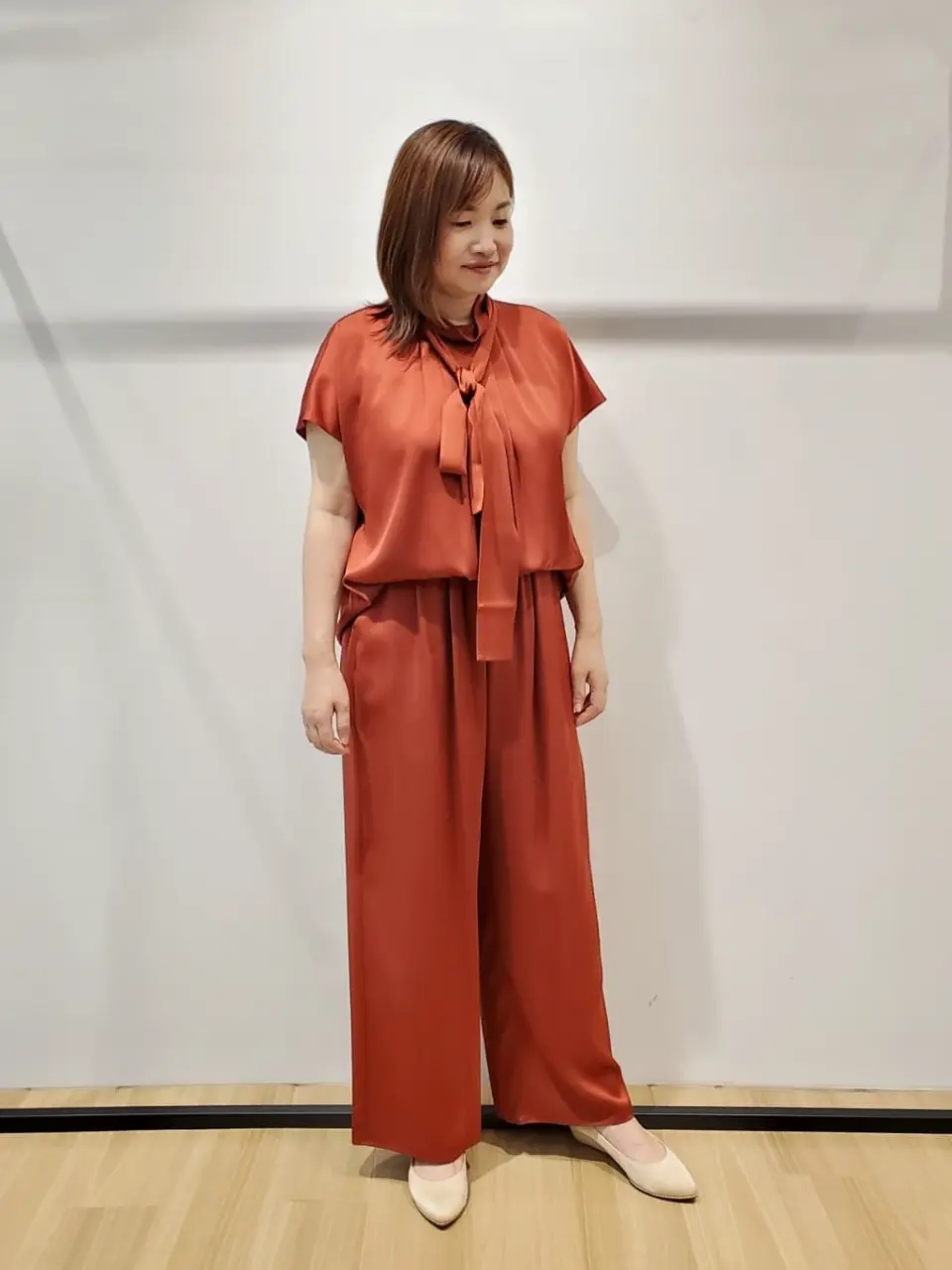 自由区 eri コーディネート画像