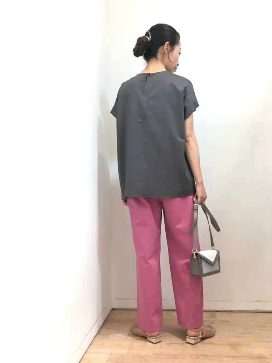 自由区 中尾 コーディネート画像