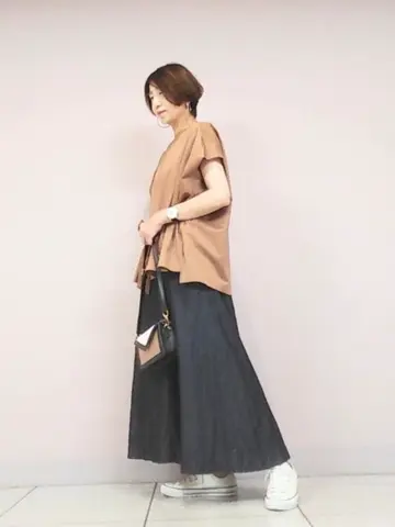 自由区 浅野 コーディネート画像