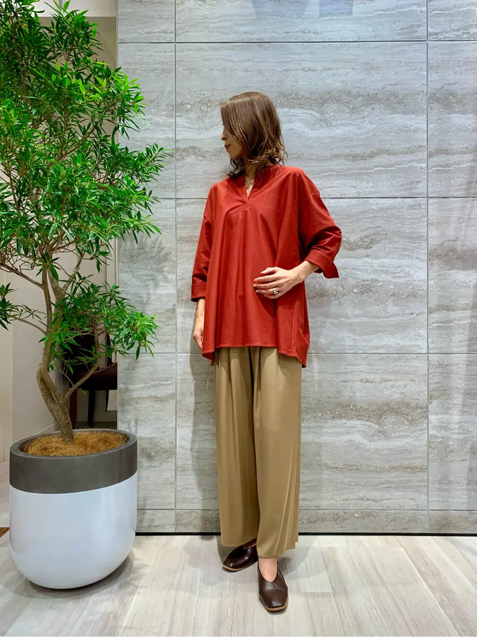 自由区 Ishii コーディネート画像