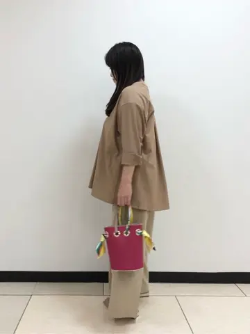 自由区 伊藤 コーディネート画像