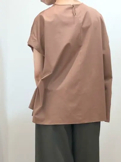 自由区 中尾 コーディネート画像