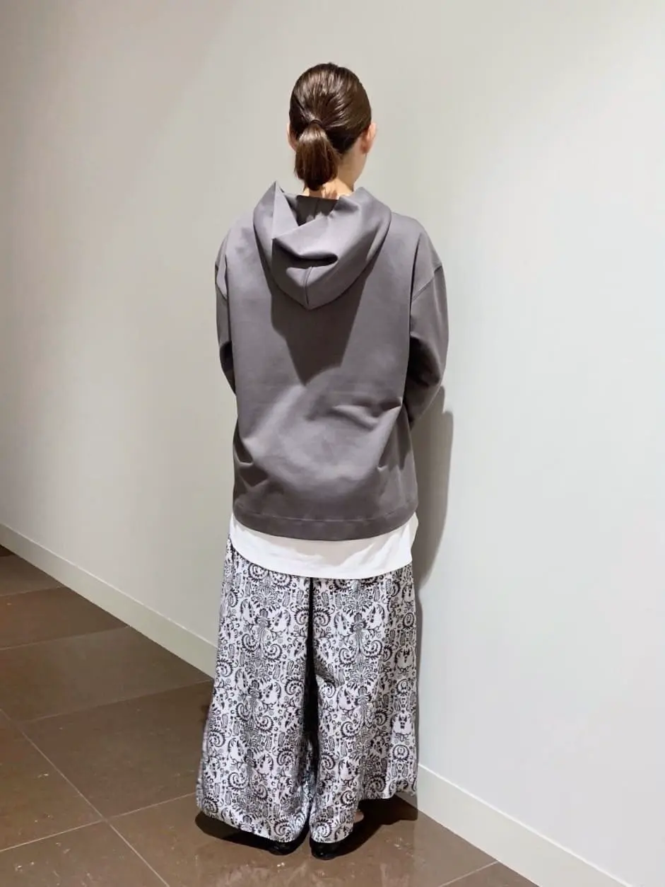 自由区 日野 コーディネート画像