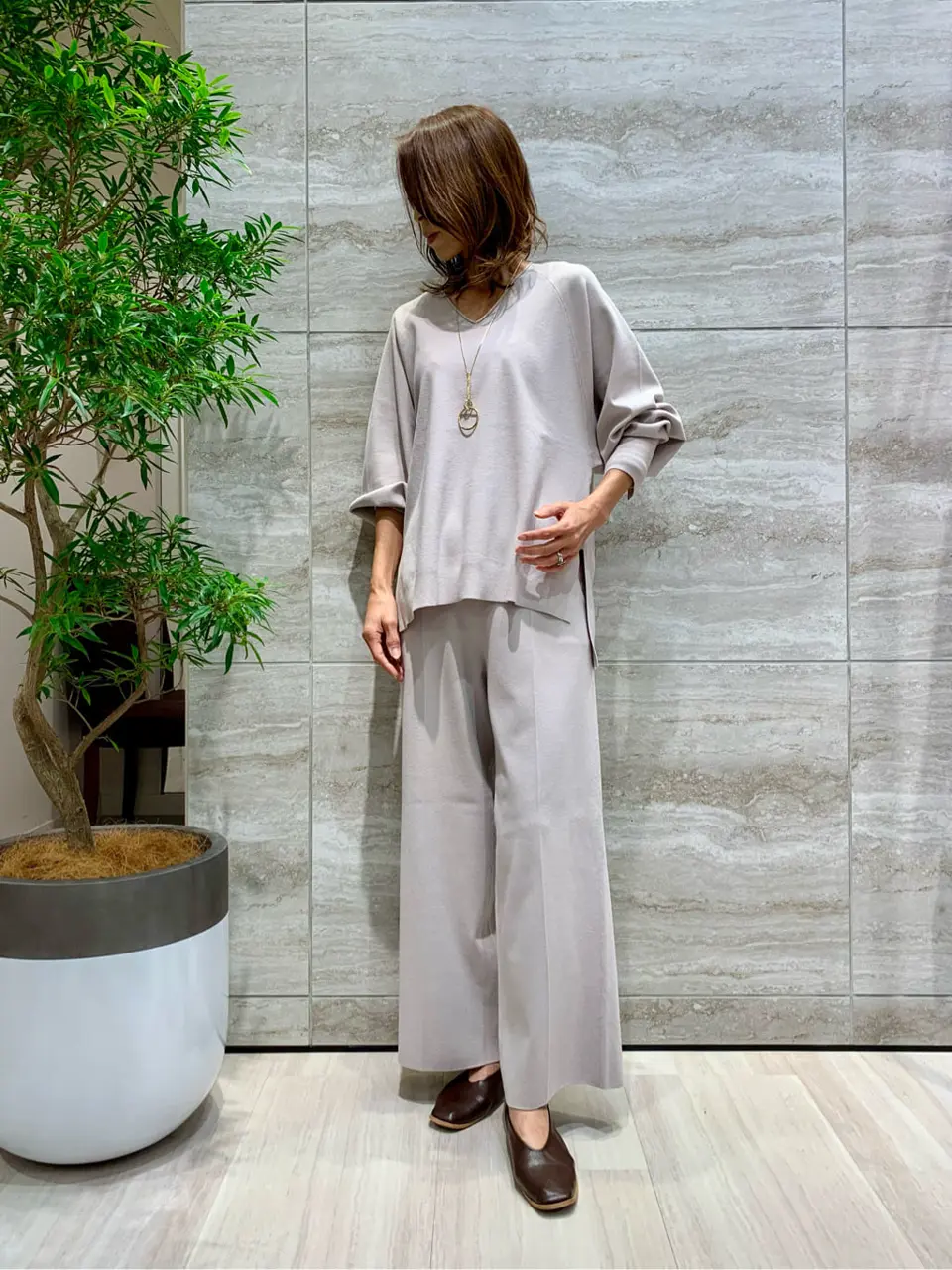 自由区 Ishii コーディネート画像