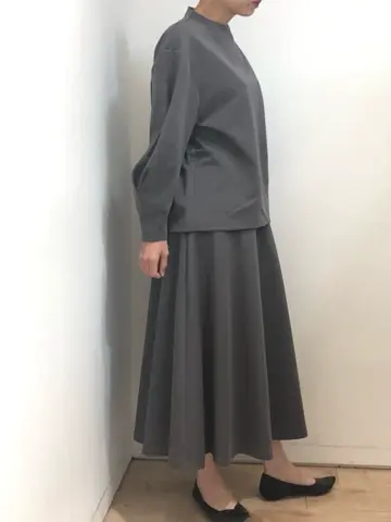 自由区 中尾 コーディネート画像