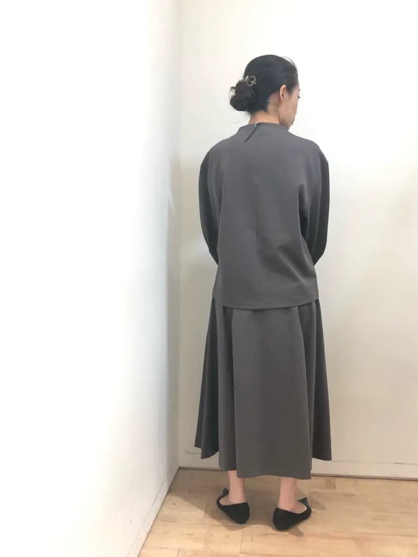 自由区 中尾 コーディネート画像