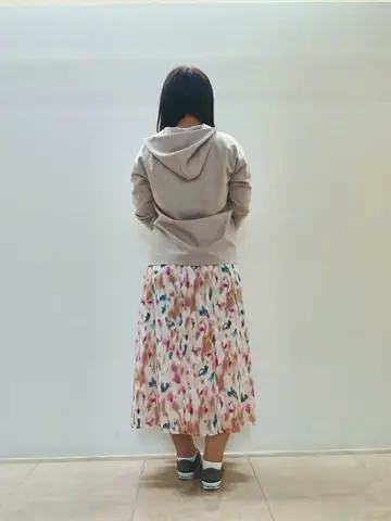 自由区 スタッフ コーディネート画像