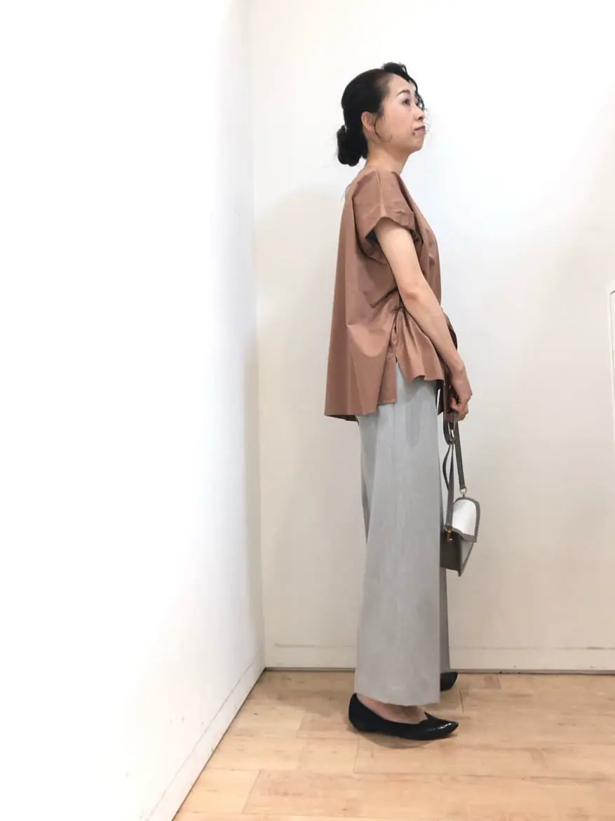 自由区 中尾 コーディネート画像