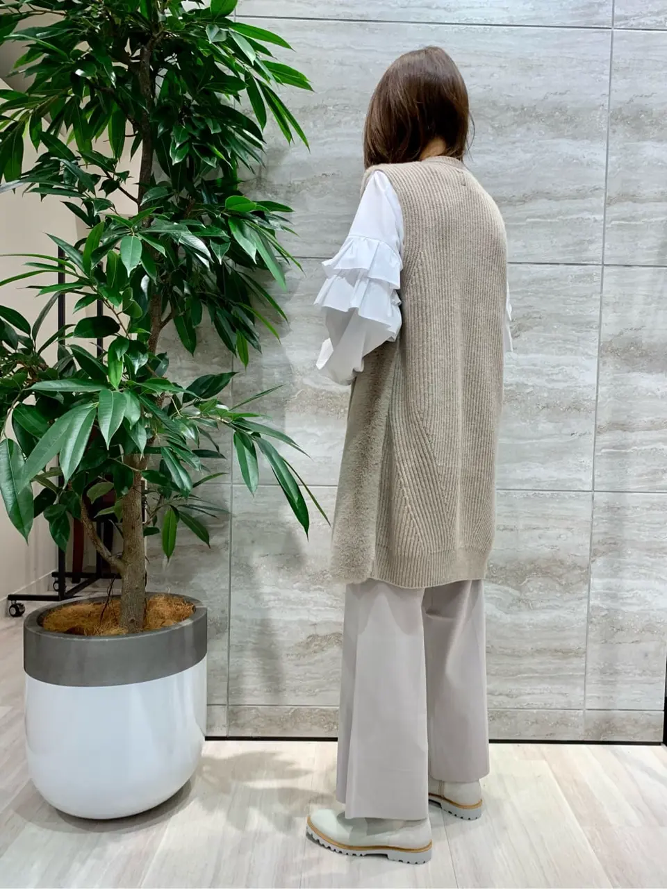 自由区 Ishii コーディネート画像