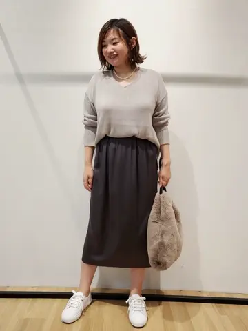 自由区 eri コーディネート画像