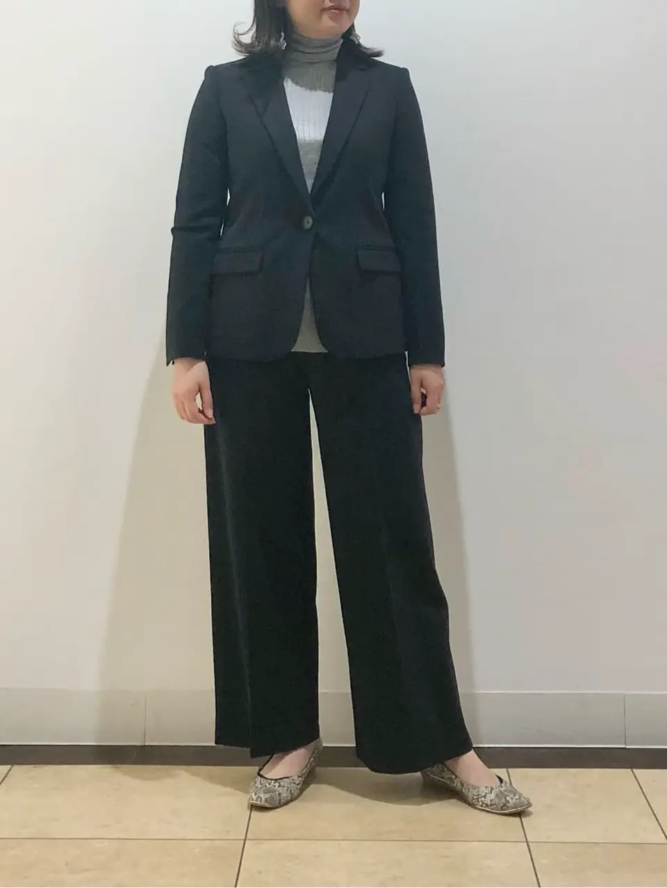 自由区 藤﨑 コーディネート画像