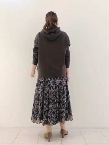 自由区 スタッフ コーディネート画像