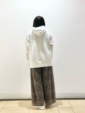 自由区 藤﨑 コーディネート画像