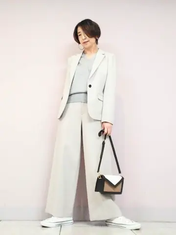 自由区 浅野 コーディネート画像