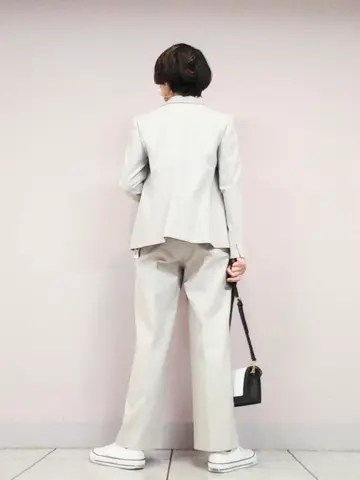 自由区 浅野 コーディネート画像