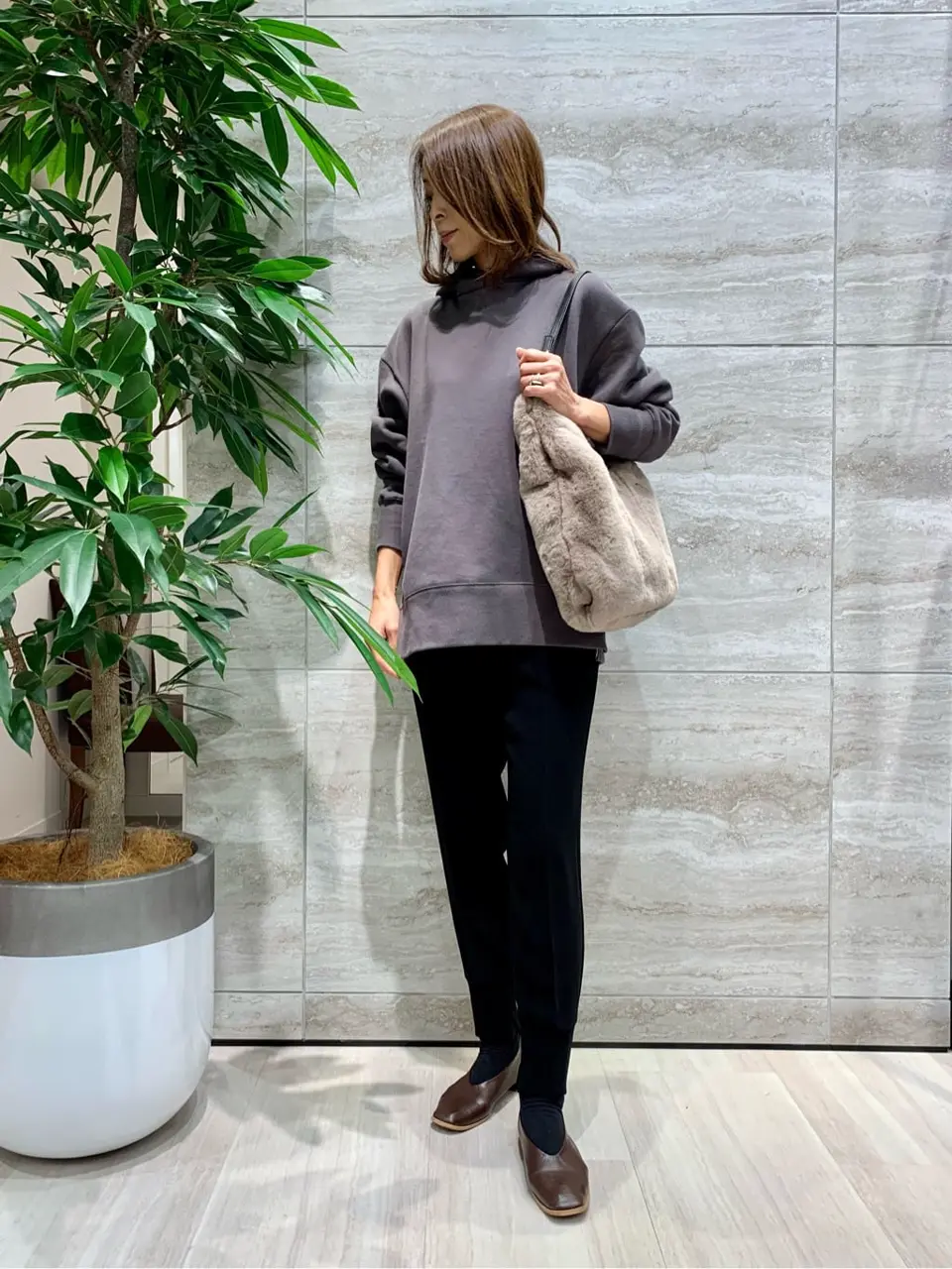 自由区 Ishii コーディネート画像